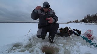 Зимняя рыбалка 2021-2022 на ПИРОГОВСКОМ ВОДОХРАНИЛИЩЕ  на мормышку.