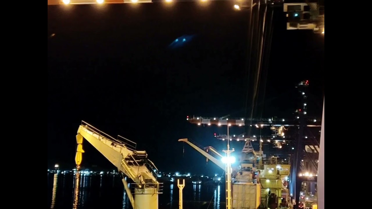 Cargo Operation night mode