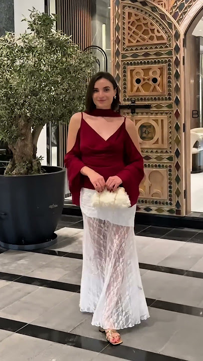 Kamerada boshqa odamlarning oynalarida porno Erotik cum pussy jum yaqindan