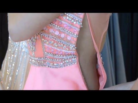HOW TO: Zip up a dress (Side Zipper) - Rsvp Prom and Pageant