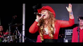 Basta Ya Live Sofi Martinez