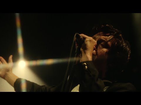 Arctic Monkeys - I Ain't Quite Where I Think I Am