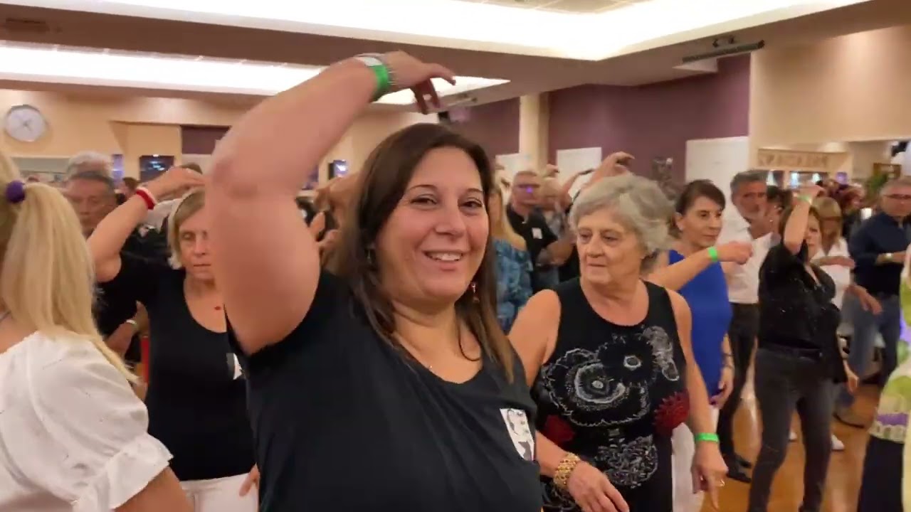 Mambo All'Italiana #djberta #socialdance @Dj Berta  @Ballaesorridi