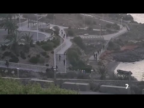 As&iacute; fue la llegada de un grupo de inmigrantes a la costa de la Regi&oacute;n