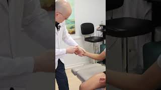 Crunchy Finger Cracks *SATISFYING* | New Jersey Chiropractor
