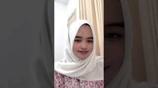 Famous Gift Reflection Assignment "Jeni armayani (25041100124)" Net Worth