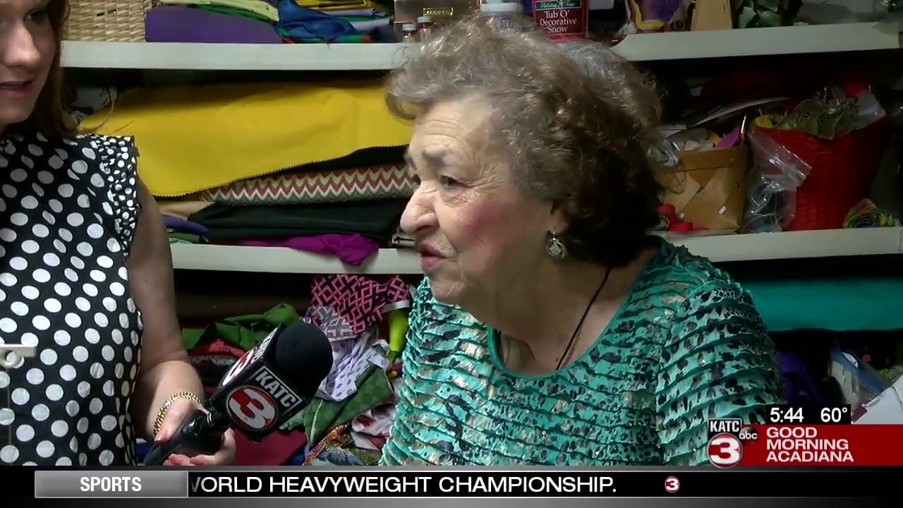 How traditional Mardi Gras costumes come together YouTube