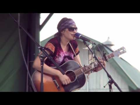 Pieta Brown and Bo Ramsey Live - Barnfest 2010