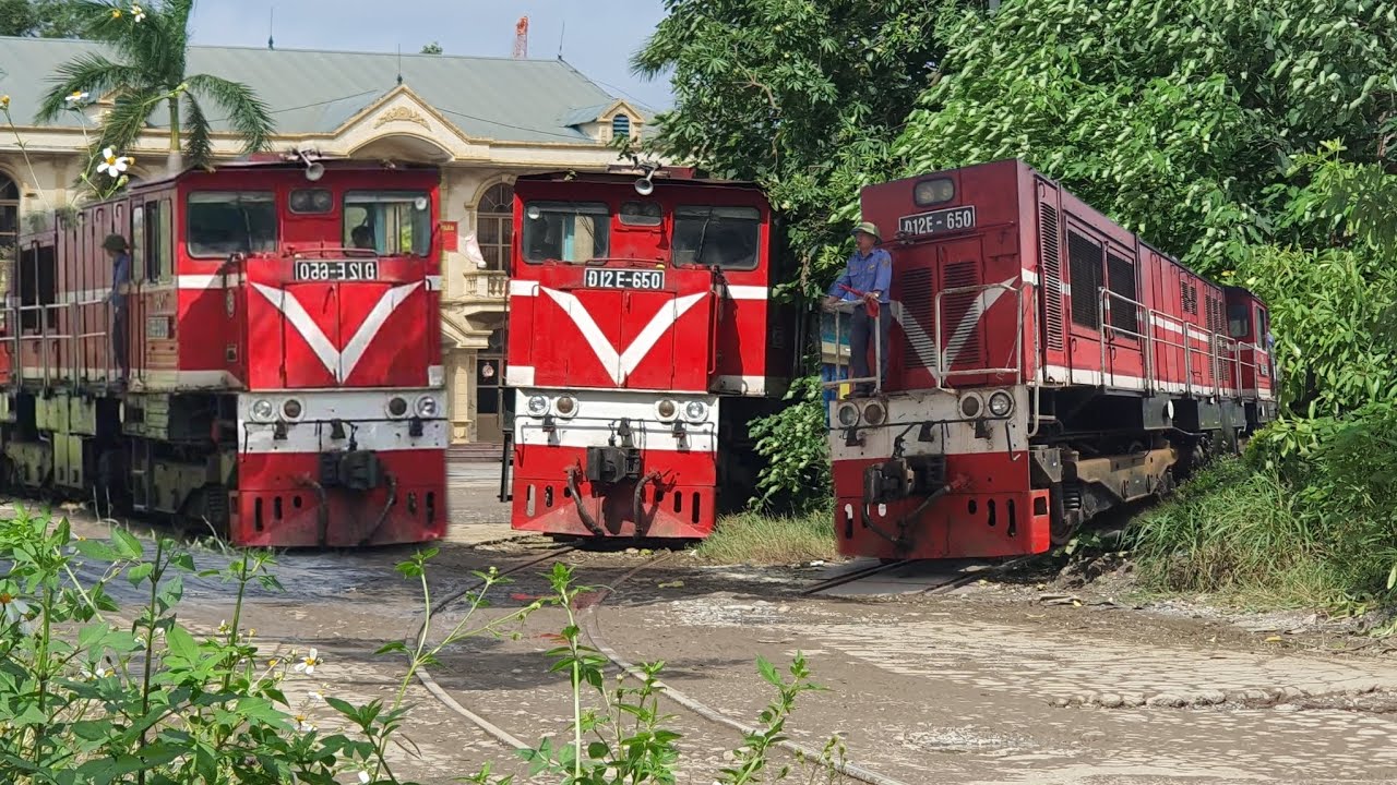 Theo đầu máy D12E-650 chạy từ cảng Chùa Vẽ Đến cảng Hoàng Diệu và dồn tàu