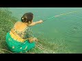 Village Fishing||thand Mausam mein chhoti garai machhali ka girls video||Fishing hook