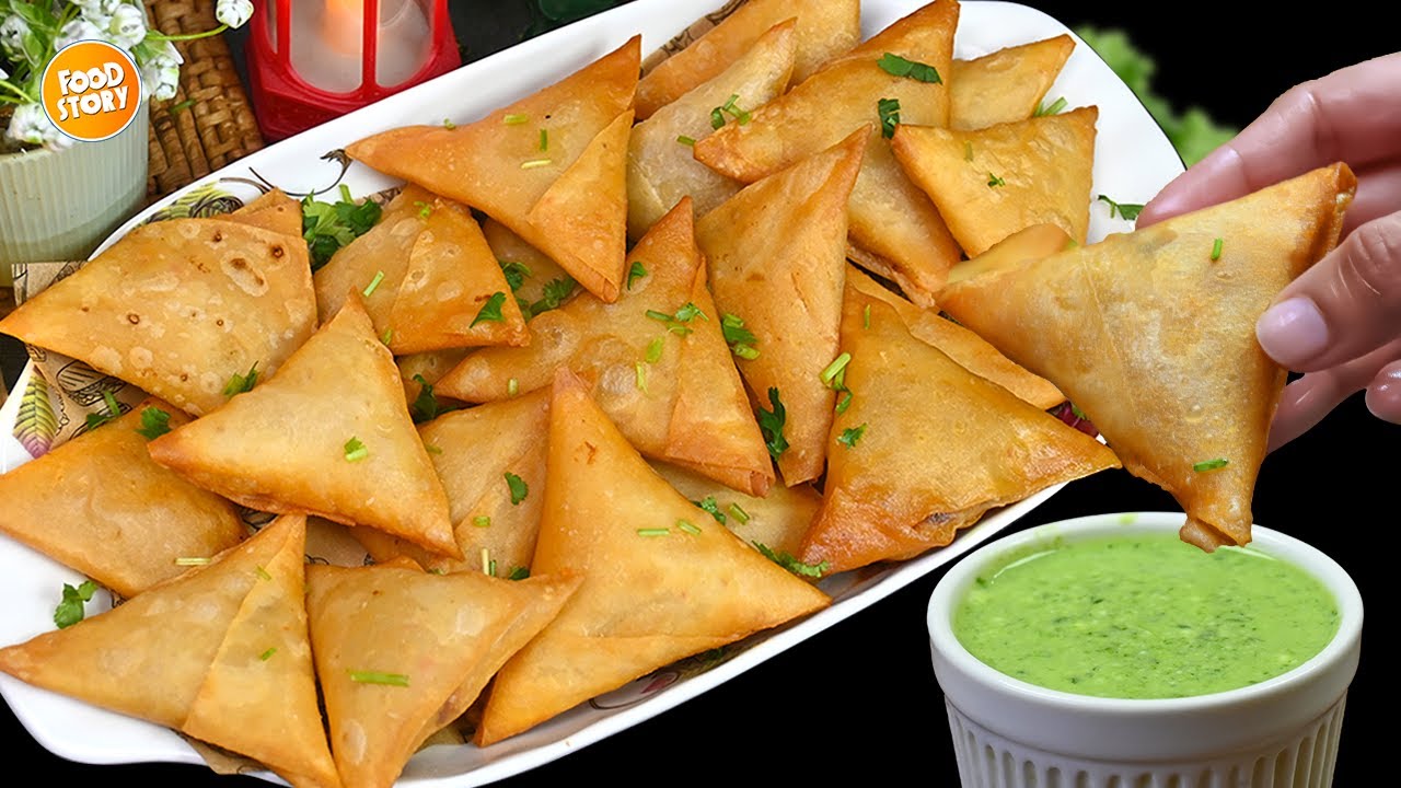 Crispy Chicken Tandoori Samosa Recipe,Ramadan Special Samosa Recipe by Samina Food Story