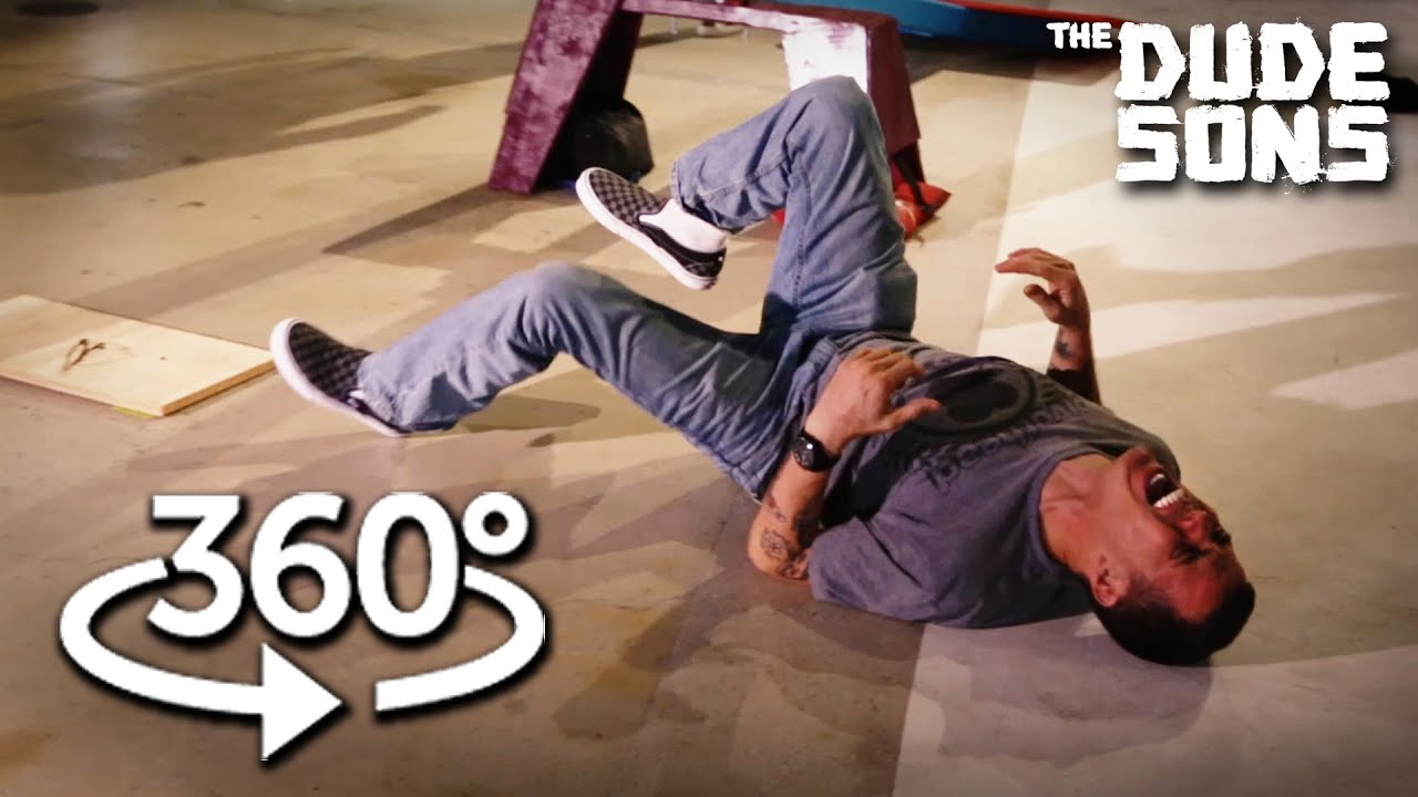 360 VIDEO: Steve-O's Ultimate Nut Shot! - The Dudesons