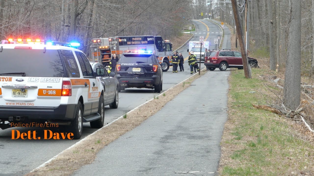 Princeton Driver Extricated After Strucking A Tree. 04/19/2018 YouTube