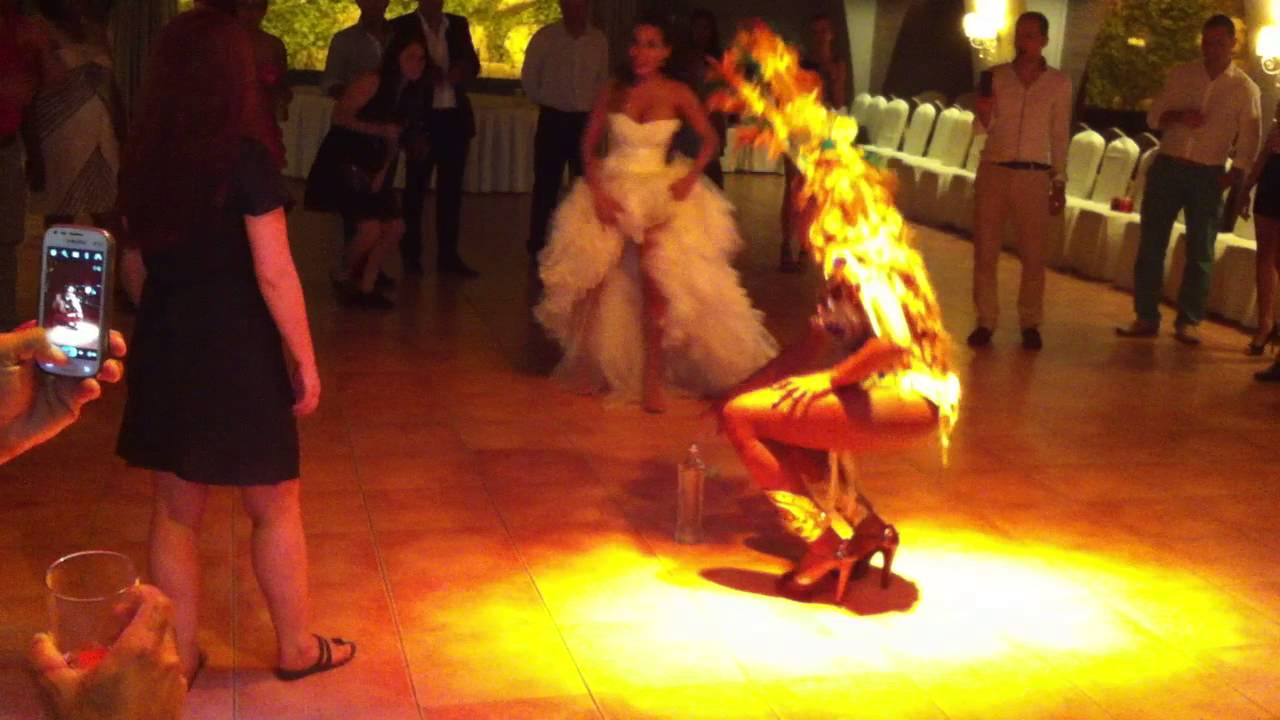 Baile Original Y Sexy En La Boda Youtube 