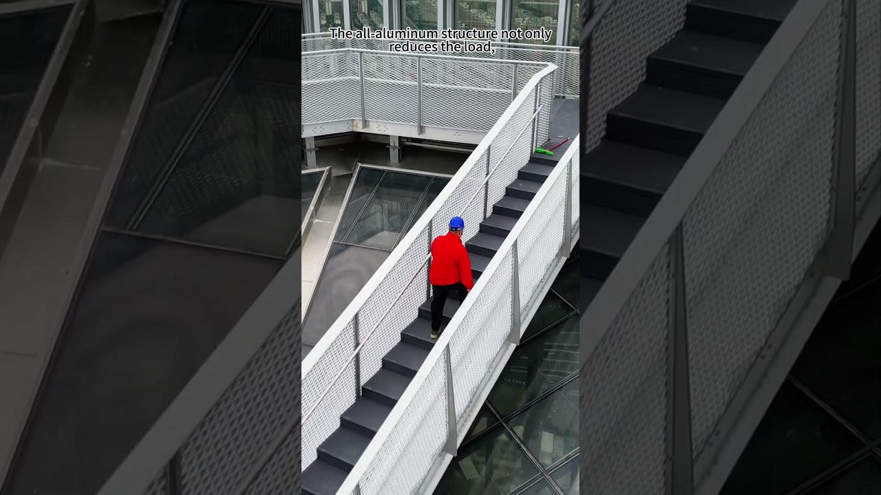 Light Yet Strong, Timeless Beauty – Full Aluminium Alloy Outdoor Walkway Solution