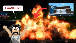 POV: working in Bloxy Burgers until it *EXPLODES*  DO NOT TRY THIS