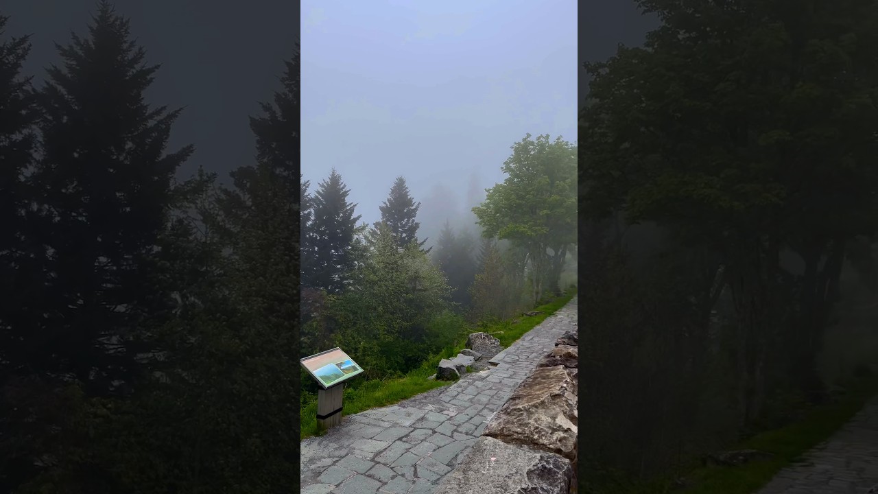 Land of Blue Smoke Great Smoky National Park Tennessee 🤍