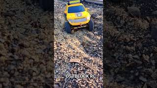 TRX4M Clone Austar Hobby 1:18 Ford shoots sand down the hill
