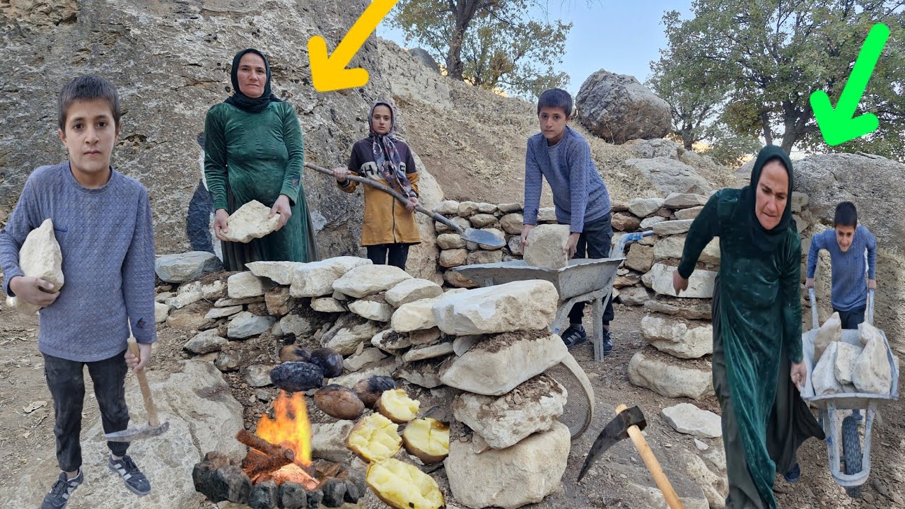 Homeless life in the mountains: Trying to build shelter in the cold wilderness 🔥🌲