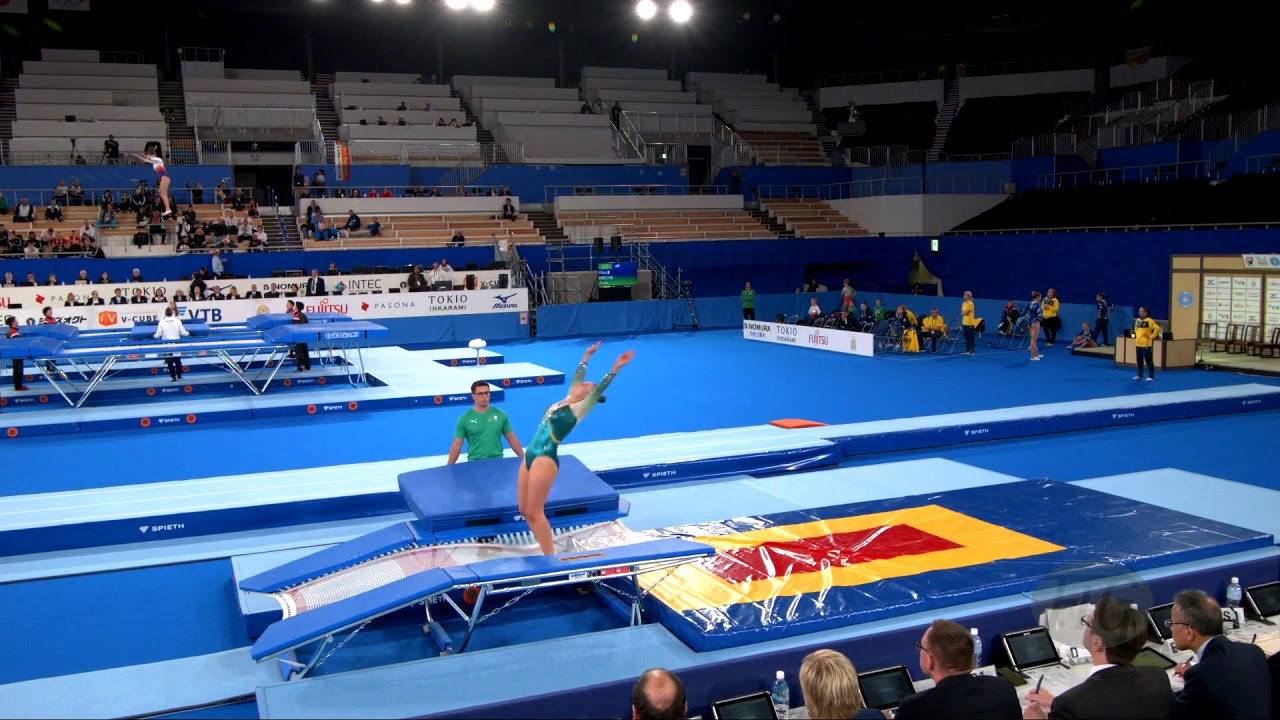 Youtube video: ROBINSON Cheyanna (AUS) W - 2019 Trampoline Worlds, Tokyo (JPN) - Qualification Double Mini R2