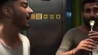 Kurdische Musik im Aufzug