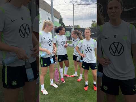 Frage der Woche: Was ist euer wertvollster Fußball-Gegenstand zuhause? 🏡
