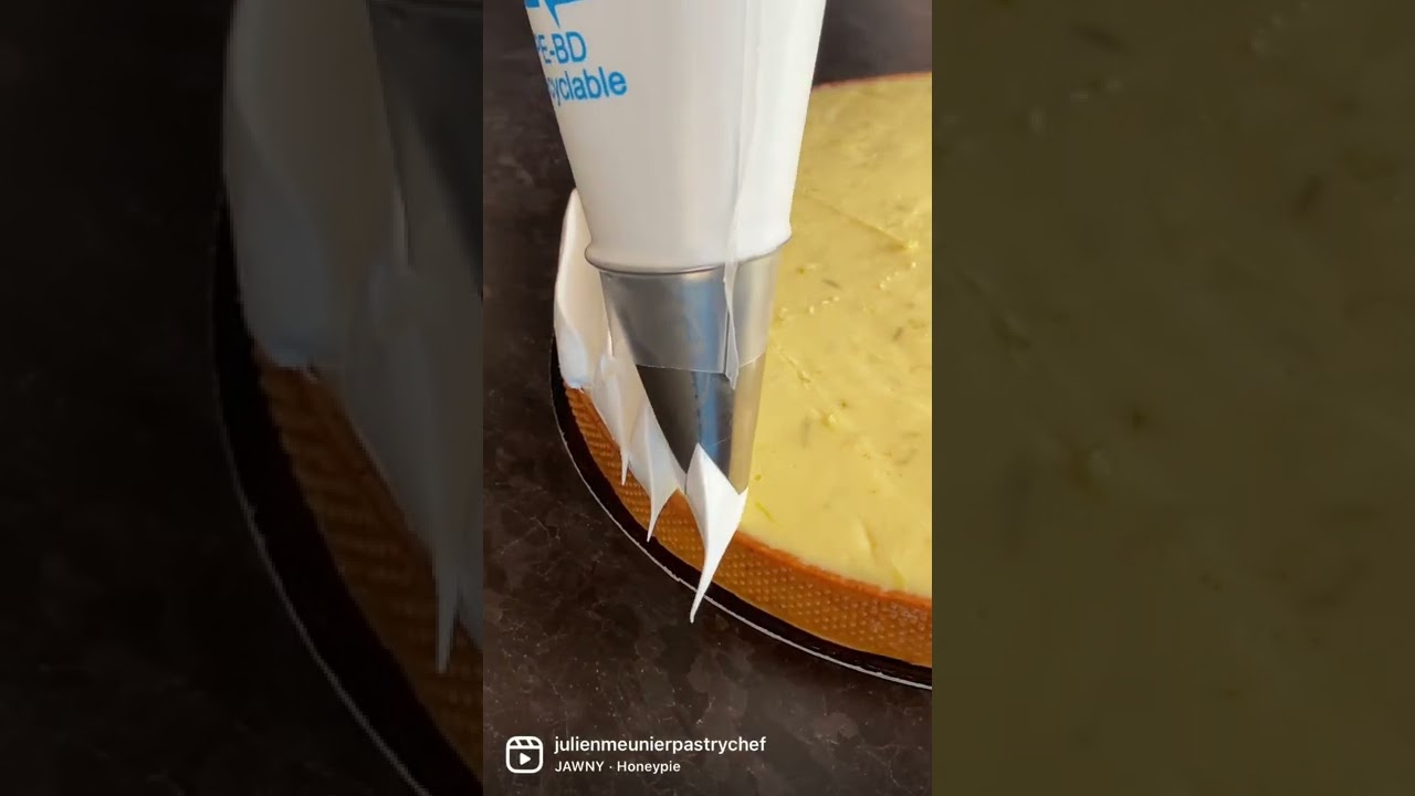 Nouveau pochage pour la tarte citron meringuée 👊🍋        