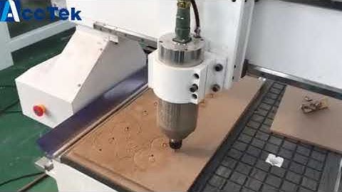 AccTek cnc router 1325 1530 2030 cutting wood mdf plate with vacuum table