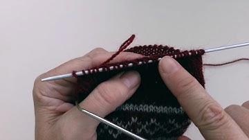 Easy Colourwork Socks - Creating the Heel flap