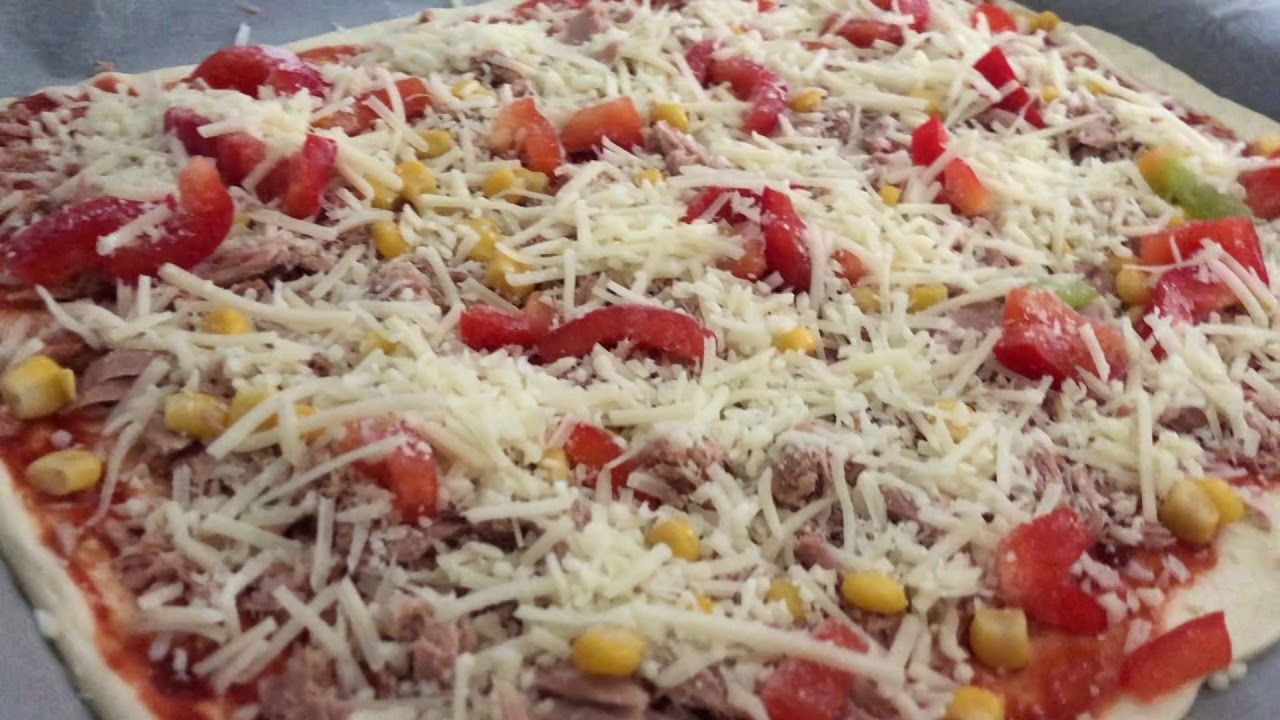 Easy Tuna fish pizza recipe YouTube
