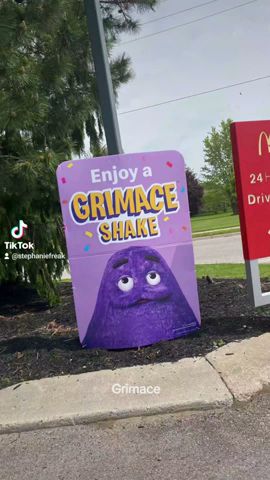 💜Grimace found us!😬🤣 #grimaceshakecanada #funny  #shake #grimaceshake #grimacesbirthday  #grimace