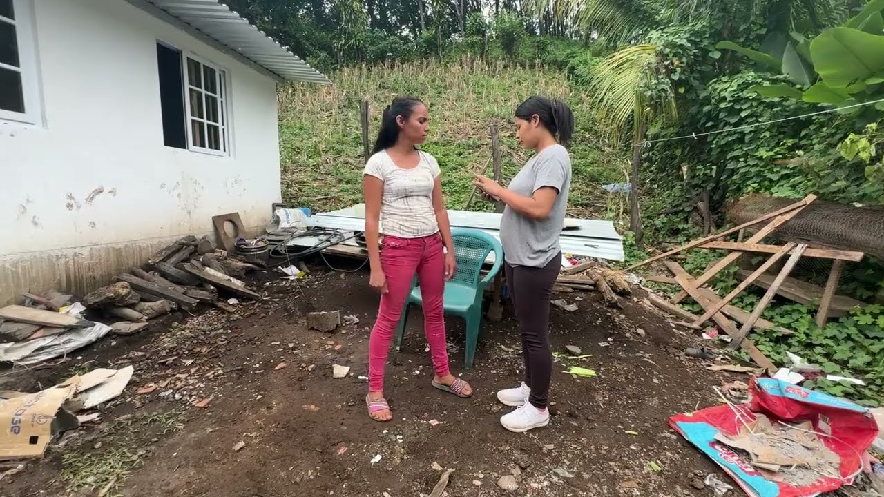 DOÑA CRUZ, GABY Y DAVID BAILAN EL CHIQUISTRIQUIS 🫢