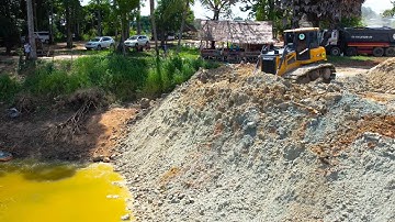Best Shantui Dozer Moving Dirt on Big Pond Filling with Dump Truck 25.5Ton