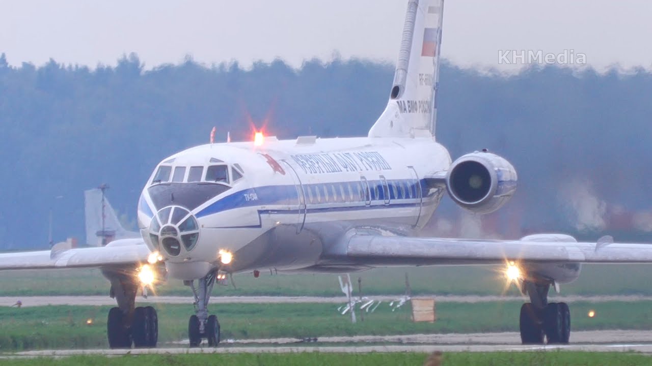 Ту-134 развернулся и улетел RF-66000 Северный Флот МА ВМФ России