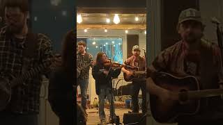 @grass_roots_union #mountainmusic #bluegrassmusic #banjo #fiddle #nightlife #bluegrass #music