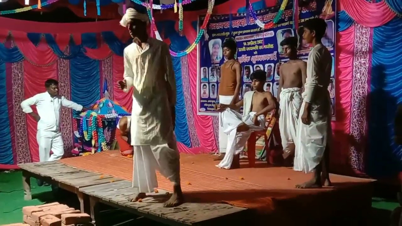 दलितों पर बनी बच्चो का ये नाटक देख कर आखों में आसूं आ जायेंगे ।। 