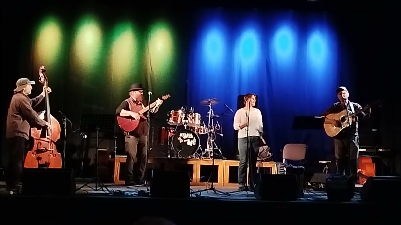 Hudbou proti okupaci - Kvílení