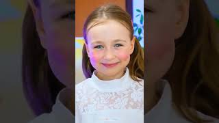 Lunch Makeup Challenge🍔💄Unusual Hack for Kids👶