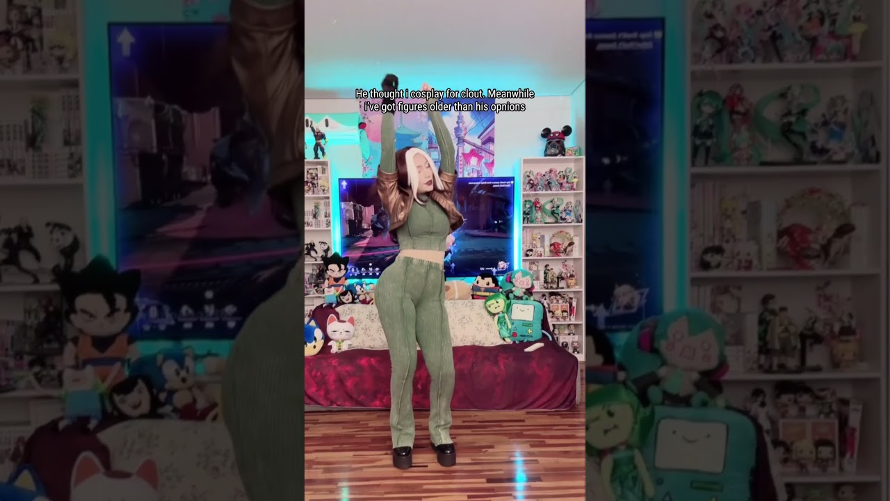 do we agree? 👀 #xmen #marvelcosplay #marvelrivals