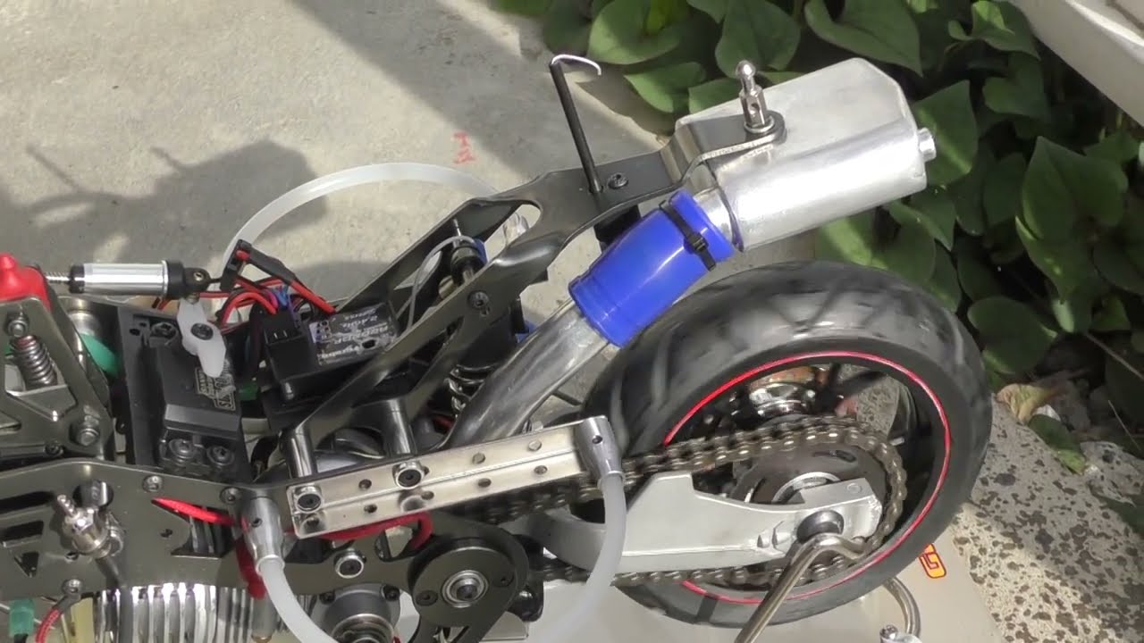 サンダータイガー ニトロバイク登場 - YouTube
