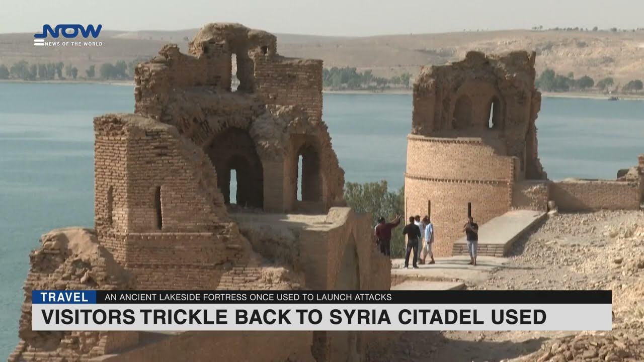 Visitors trickle back to Syria citadel used