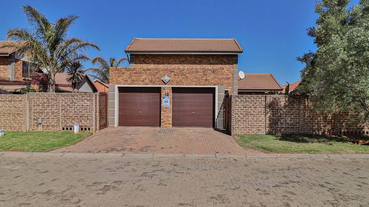 2 Bedroom Townhouse in Brentwood Park YouTube