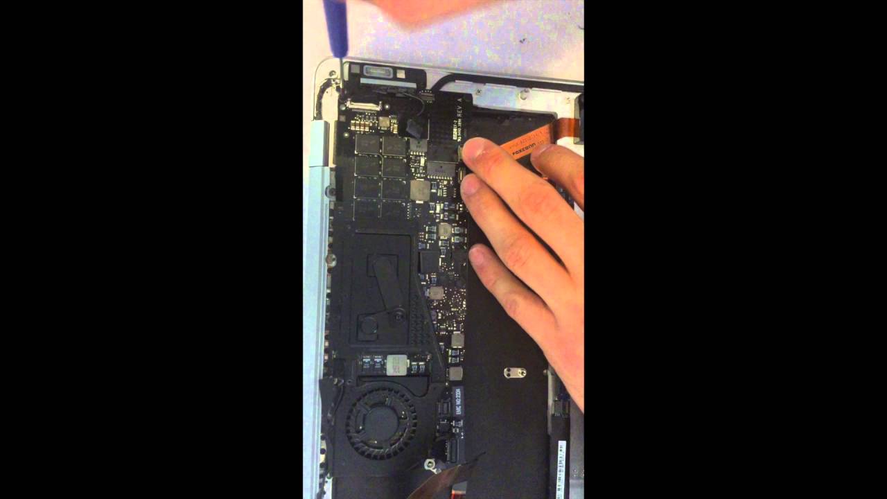 Change Motherboard Macbook Air a1304 or a1237 YouTube