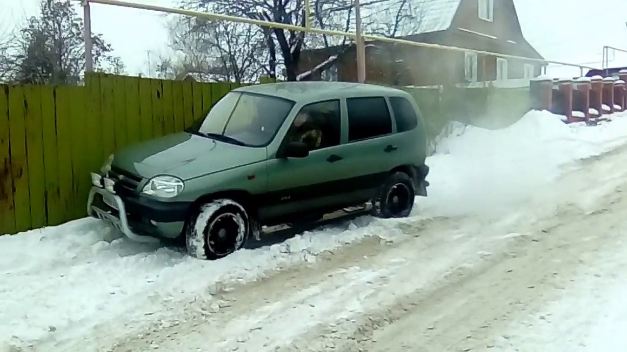 Нива на летней резине - YouTube