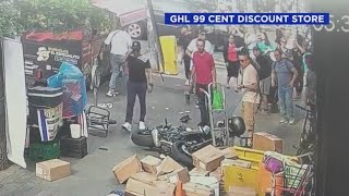 Defective accelerator causes motorcyclist to crash into 3 people, car in Queens: NYPD