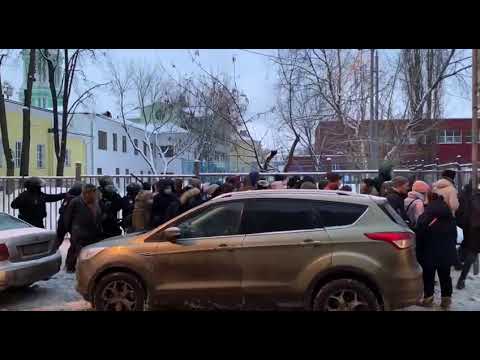 Начались задержания - Начались задержания