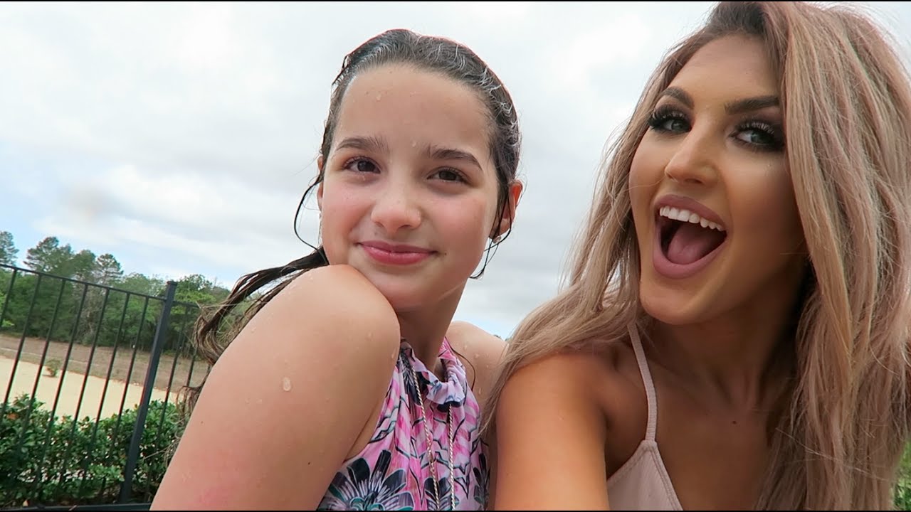 POOL WAR!! {Playlist Live 2017} | Paige Danielle