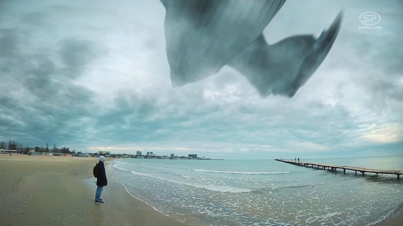 Киты плывут по небу - YouTube