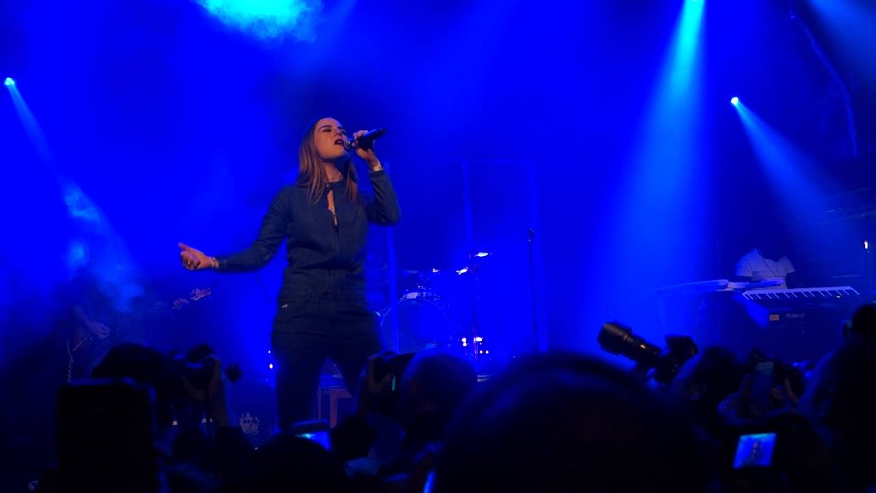 JoJo - Breezy/City Lights (Live at O2 Academy Islington) HD