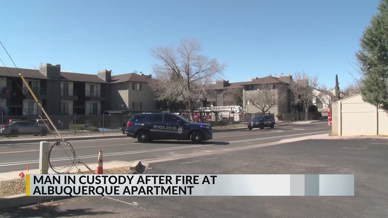Man in custody after fire at Albuquerque apartment complex - YouTube